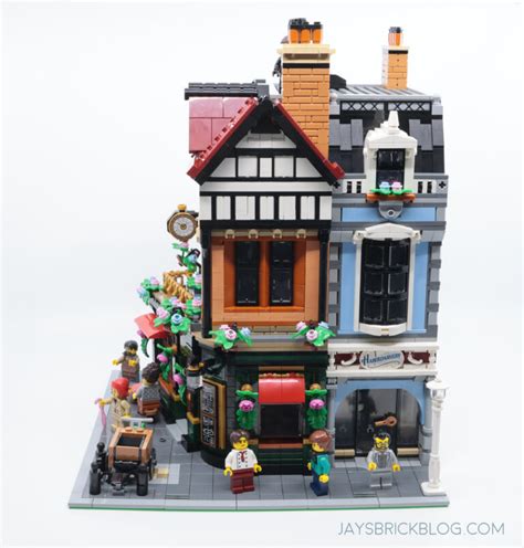 Review Lego Tudor Corner Modular Building Jay S Brick Blog