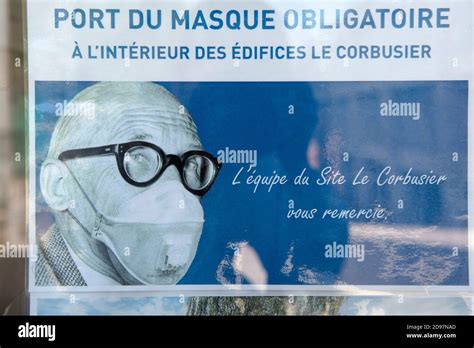 Portrait De Le Corbusier Masque Sur Une Fiche De Pr Vention Du Covid