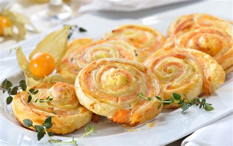 Roul S Feuillet S Au Saumon Fum Et Boursin Les Recette De A Z