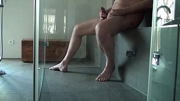 Prima Piscia E Poi Sborra Subito XVIDEOS