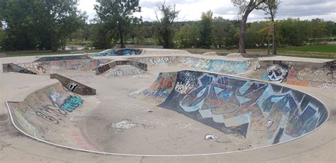 Iowa City Skatepark Skatedex