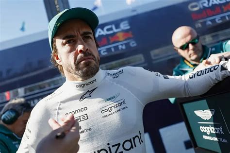 Fernando Alonso Praises Teamwork And Cooperation As Key To Aston Martin S Success