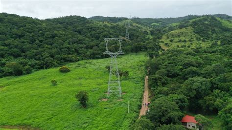 Ende construye línea 500 Kv para garantizar la capacidad de transporte