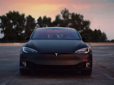 Why is Tesla stock falling? Other compelling reasons to explain the ...