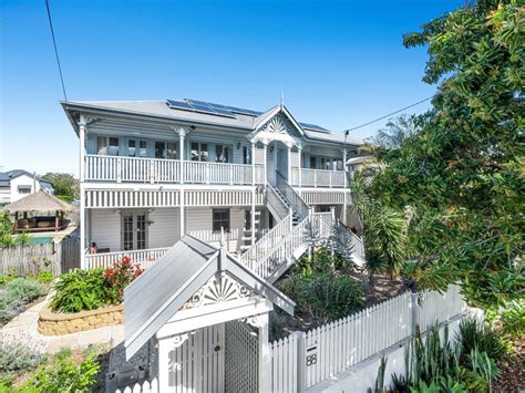 Walnut Street Wynnum Qld Property Details