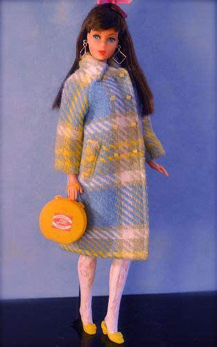 Vintage Twist N Turn Barbie Brunette Vintage Barbie Clothes Vintage Barbie Vintage Barbie