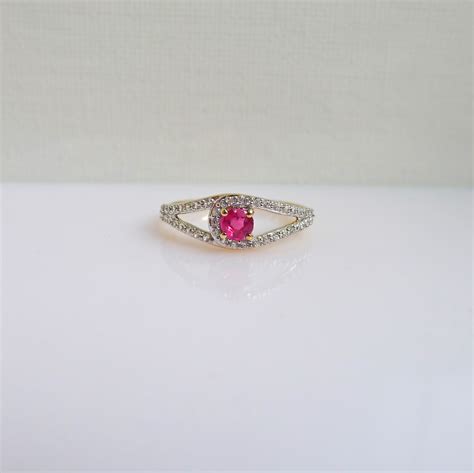 9ct Pink Topaz Ring ⋆