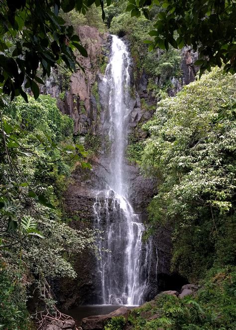 Guide Road To Hana Waterfalls