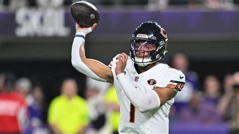 Bears Vikings Score Justin Fields Delivers Game Winning Drive After