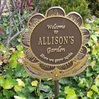 Garden Flower Personalized Garden Plaque