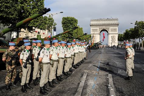 Las Fotos Más Impresionantes Del Desfile Militar Por La Fiesta Nacional