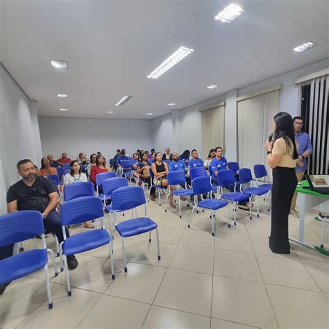 Sesi Realiza Palestra Em Comemoração Ao Dia Das Mulheres Para Alunos Da