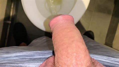 Desperate Pee 🇬🇧🇬🇧 Big Cock Public Toilet