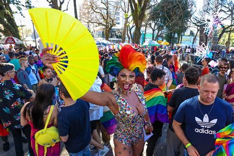 Marcha Pela Diversidade Re Ne Milhares De Pessoas Em Curitiba Confira