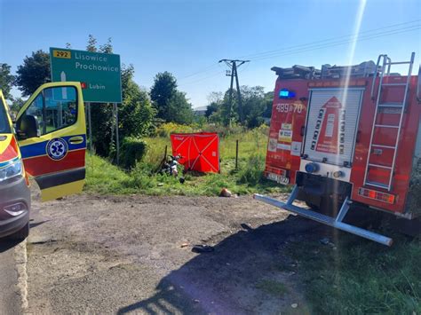 Tragedia na drodze w Ścinawie Nie żyje motocyklista ZMIEDZI PL