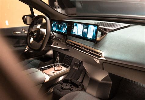 BMW shows off new iDrive infotainment in iX electric SUV - Gearbrain