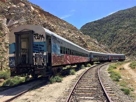 Abandoned Railway in Southern California [3264 × 2448] [OC] : r/AbandonedPorn