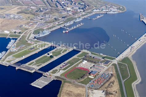 Wilhelmshaven Aus Der Vogelperspektive Hafenanlagen Des Marine