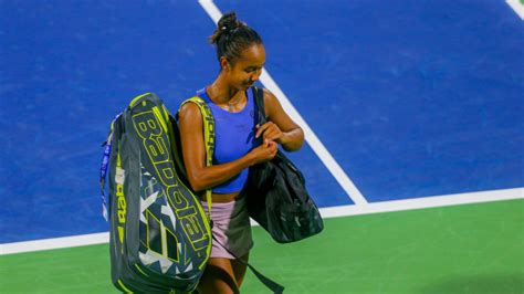 WTA Leylah Fernandez s incline en quarts de finale du double à Dubaï