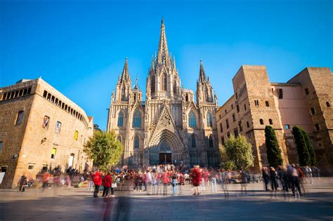 Barcelona Cathedral - Explore a Stunning Example of Roman Gothic ...