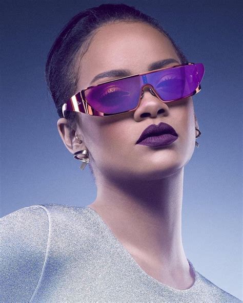 Rihanna Italy On Instagram “goodmorning ☀️” Rihanna Sunglasses Futuristic Sunglasses Rihanna