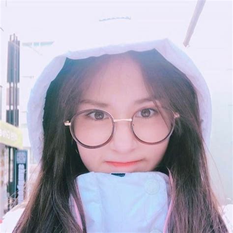 ENNIK somsomi0309 Instagram somi 소미 glasses glasses 東急阿雪 sou