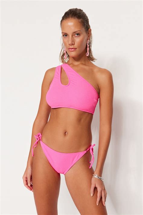 Trendyolmilla Pembe Bağlamalı Havlu Normal Paça Bikini Altı TBESS BA Fiyatı Yorumları
