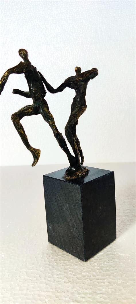 Niet Of Onleesbaar Gesigneerd Abstract Bronzen Sculptuur Verkocht