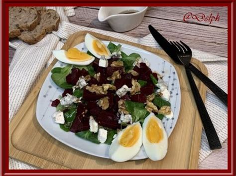 Salade de mâche betteraves fromage de chèvre frais et noix Recette