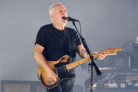 David Gilmour Recalls the Only Time He Saw Pink Floyd Live