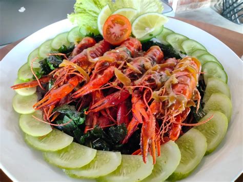 Ada Menu Lobster Jatigede Di Taman Seribu Cahaya Kabupaten Sumedang