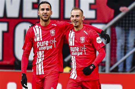 Pays Bas Zerrouki passeur décisif face à Utrecht