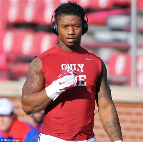 Cincinnati Bengals Draft Joe Mixon Despite Violent Past Daily Mail Online