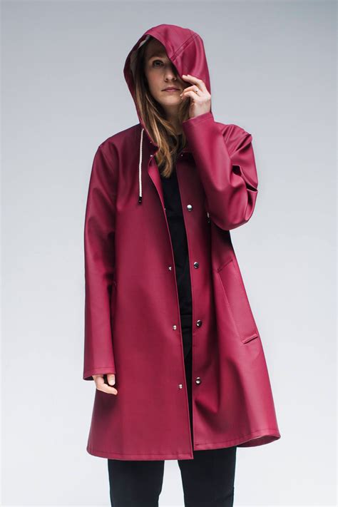 Mosebacke Raincoat Burgundy Stutterheim Us Raincoat Fashion