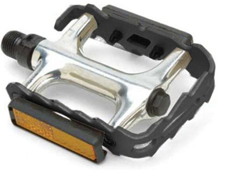 Giant Pro Alloy MTB Pedals - Bob's Cycle Center | Fair Oaks & Roseville, California