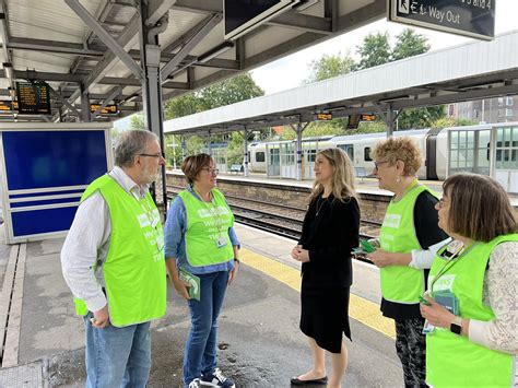 Laura Trott MP meets Samaritans teams at Sevenoaks Station | Laura Trott MP