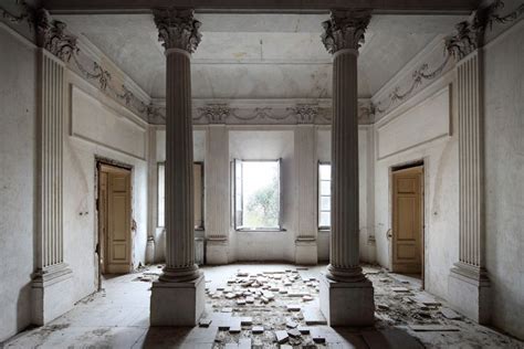 Abandoned Places in Italy | Abandoned places, Abandoned houses, Places in italy