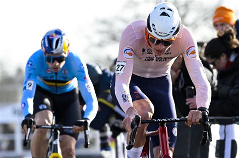 WATCH THE BATTLE OF THE TITANS: WOUT VAN AERT VS MATHIEU VAN DER POEL ...