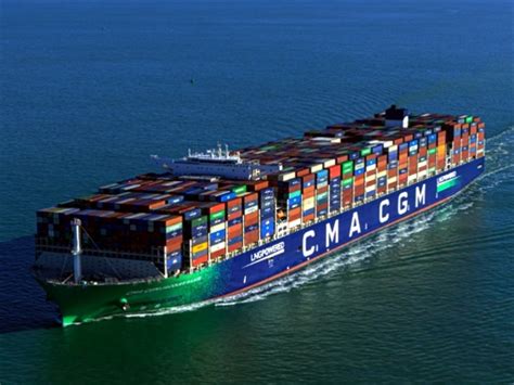 CMA CGM podría arrebatar a Maersk segundo puesto como mayor línea