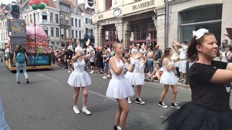 cortège Des fêtes de Gayant Douai 2022 YouTube