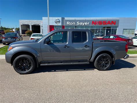 New 2020 Nissan Frontier SV 4WD Crew Cab