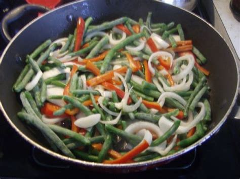 Sauteed Green Beans Red Peppers And Onions Recipe Sparkrecipes