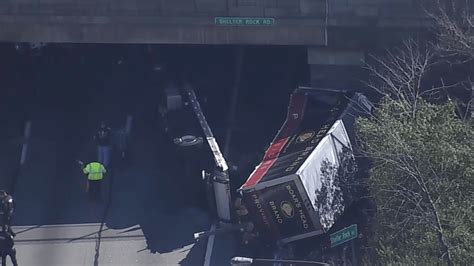 2 Men Killed After Box Truck Crashes Into Long Island Expressway