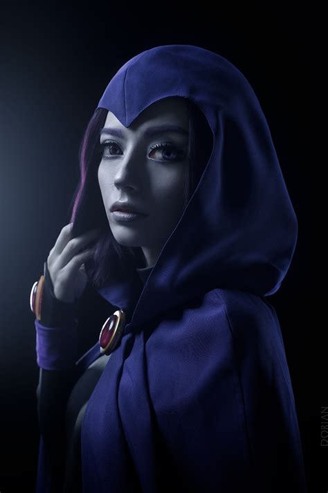 Cosplay Teen Titans Raven Cosplay Brings All The Dark Power Bell Of Lost Souls