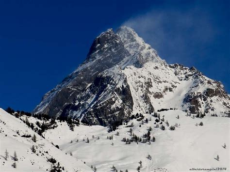 Monte Viso or Monviso seen from Varaita Valley : Photos, Diagrams & Topos : SummitPost