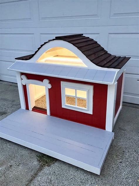 Pallet Dog House | Wooden Pallet Ideas