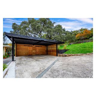 Modern Carport W Planters Contemporain Garage Austin Par