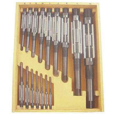 913156 4 Westward Adjustable Hand Reamer Set Straight Blade Type