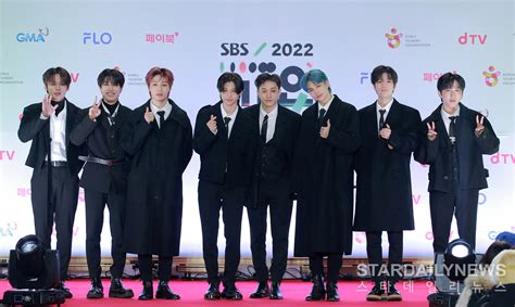 S포토 스트레이키즈 마라향 가득 2022 Sbs 가요대전 스타데일리뉴스