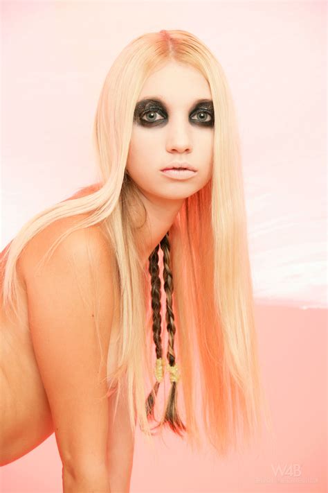 Blonde Babe Mina With Heavy Black Eye Makeup Poses Nude To Show Her Tiny Tits CoedCherry